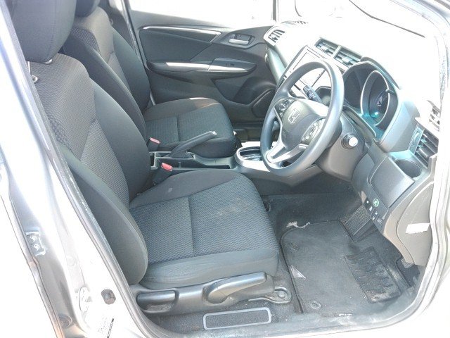
								HONDA FIT full									