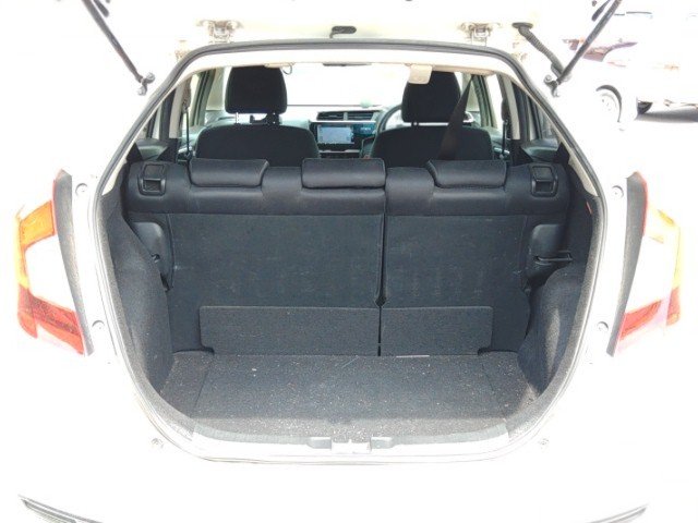 
								HONDA FIT full									