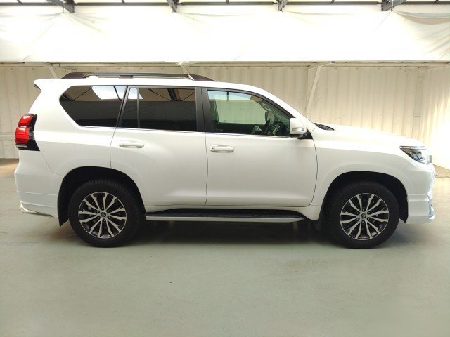 
								TOYOTA PRADO full									
