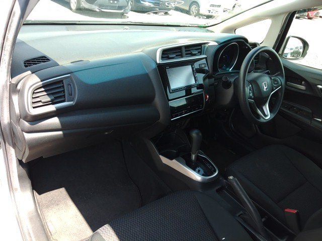 
								HONDA FIT full									