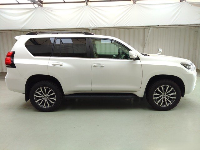 
								TOYOTA PRADO full									