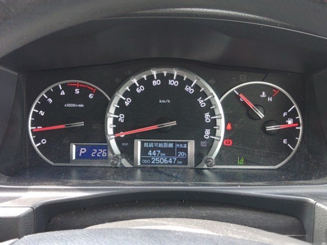 
								TOYOTA HIACE full									