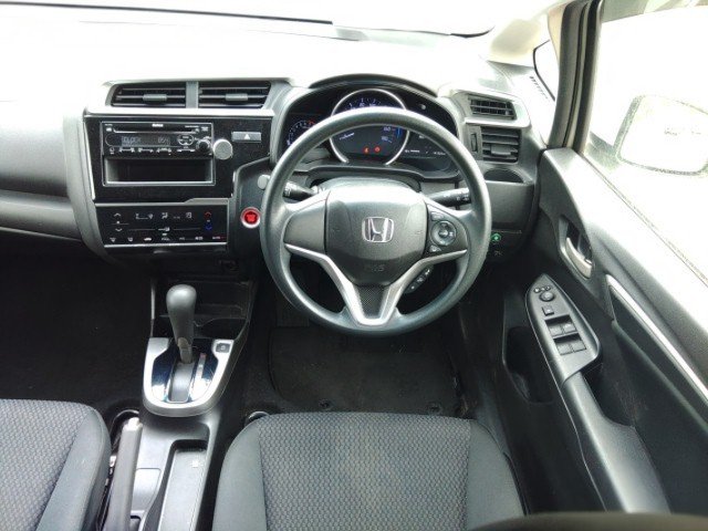
								HONDA FIT full									