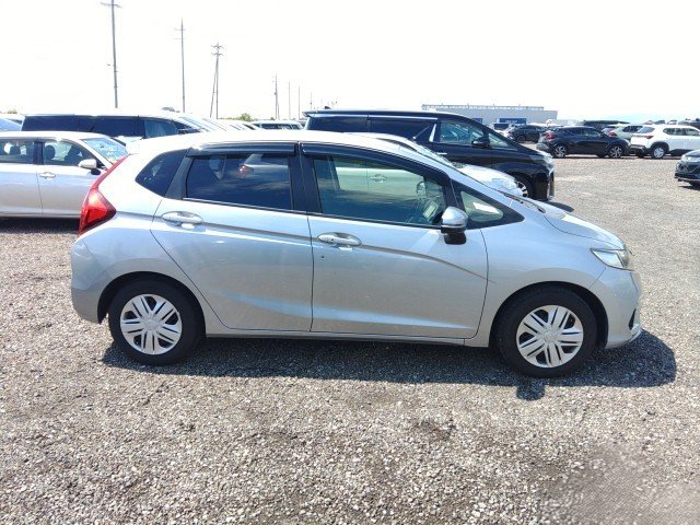 
								HONDA FIT full									