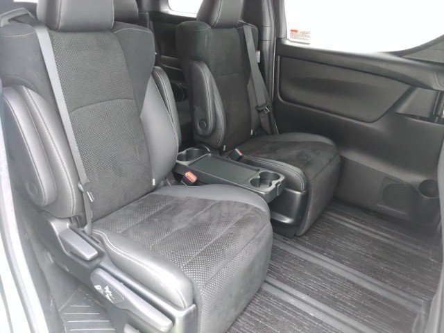 
								TOYOTA ALPHARD full									