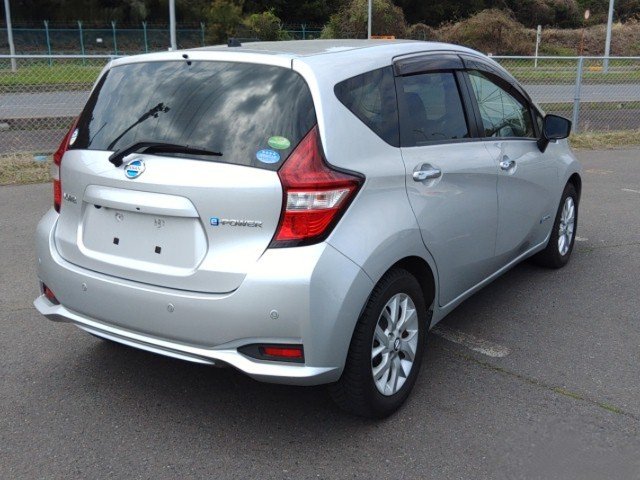 
								NISSAN NOTE full									