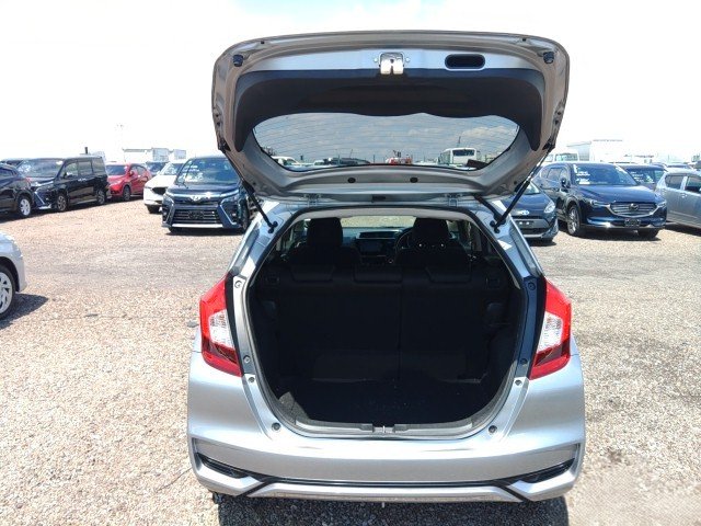 
								HONDA FIT full									