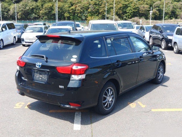 
								TOYOTA FIELDER full									