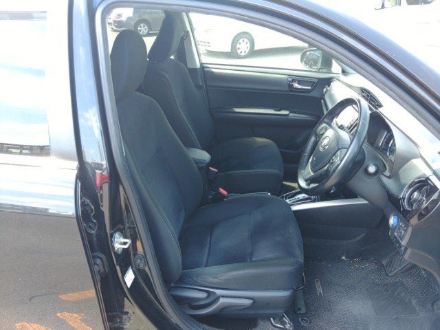 
								TOYOTA FIELDER full									