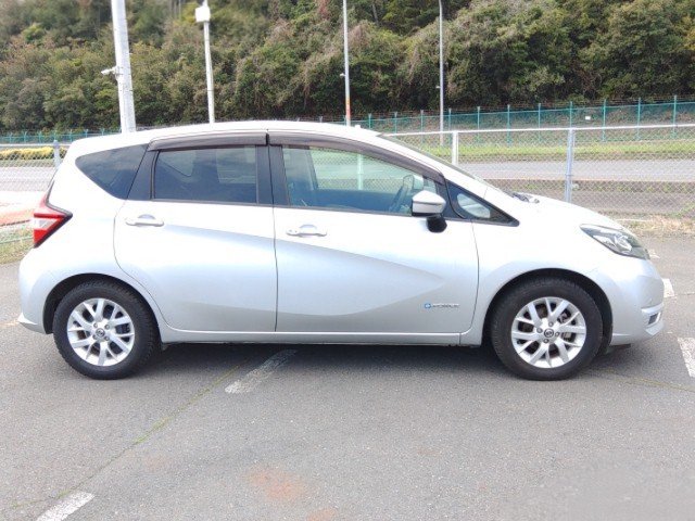 
								NISSAN NOTE full									