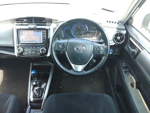 
								TOYOTA FIELDER full									