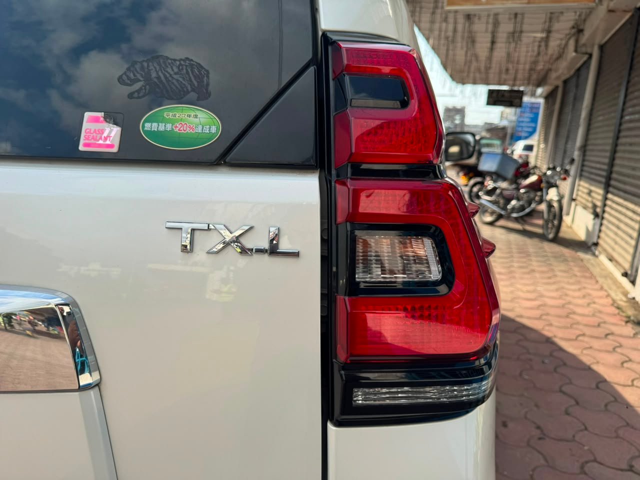
								TOYOTA PRADO full									