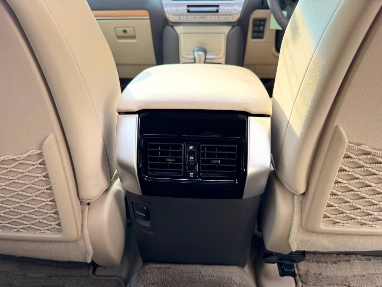 
								TOYOTA PRADO full									