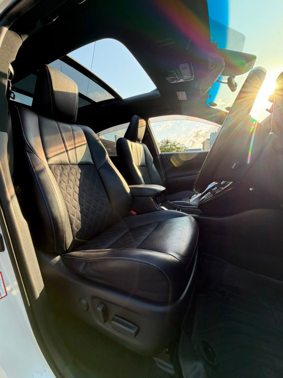 
								TOYOTA HARRIER full									