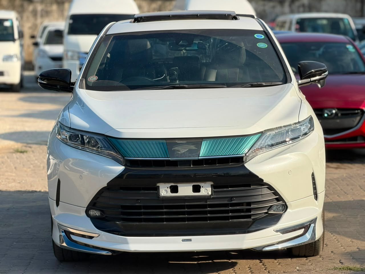 
								TOYOTA HARRIER full									
