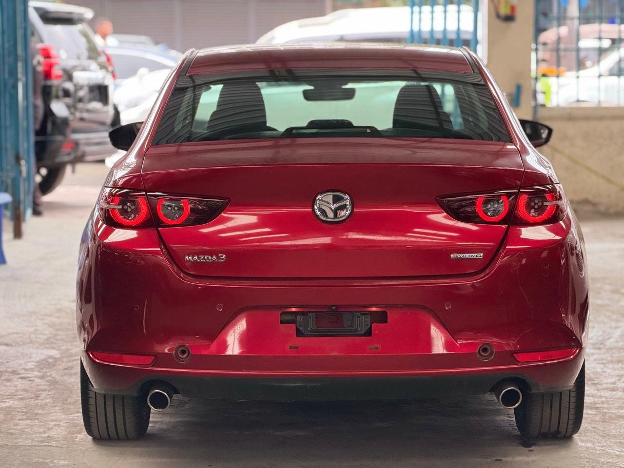 
								MAZDA 3 full									