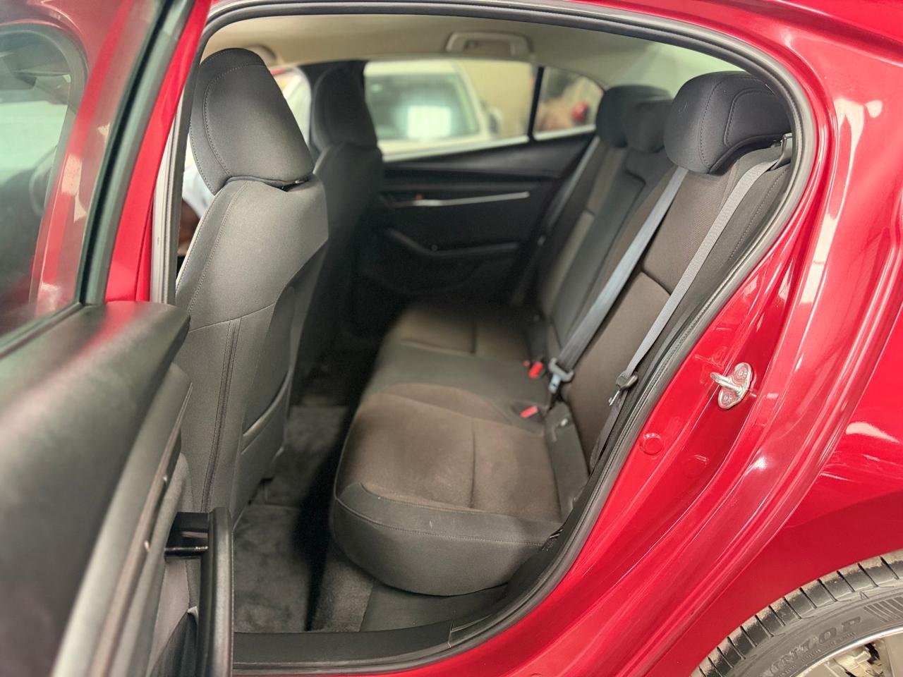 
								MAZDA 3 full									