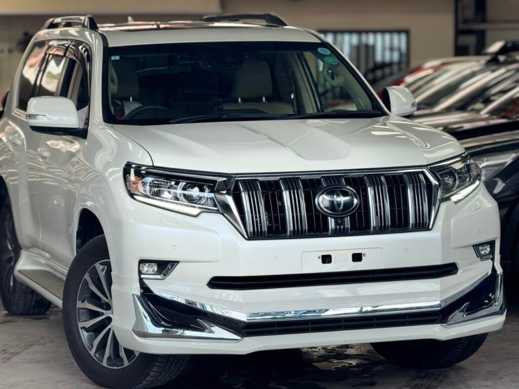 TOYOTA PRADO