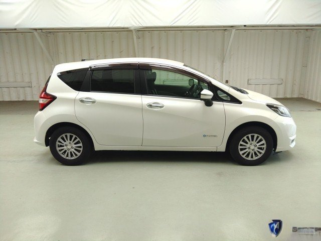 
								NISSAN NOTE full									