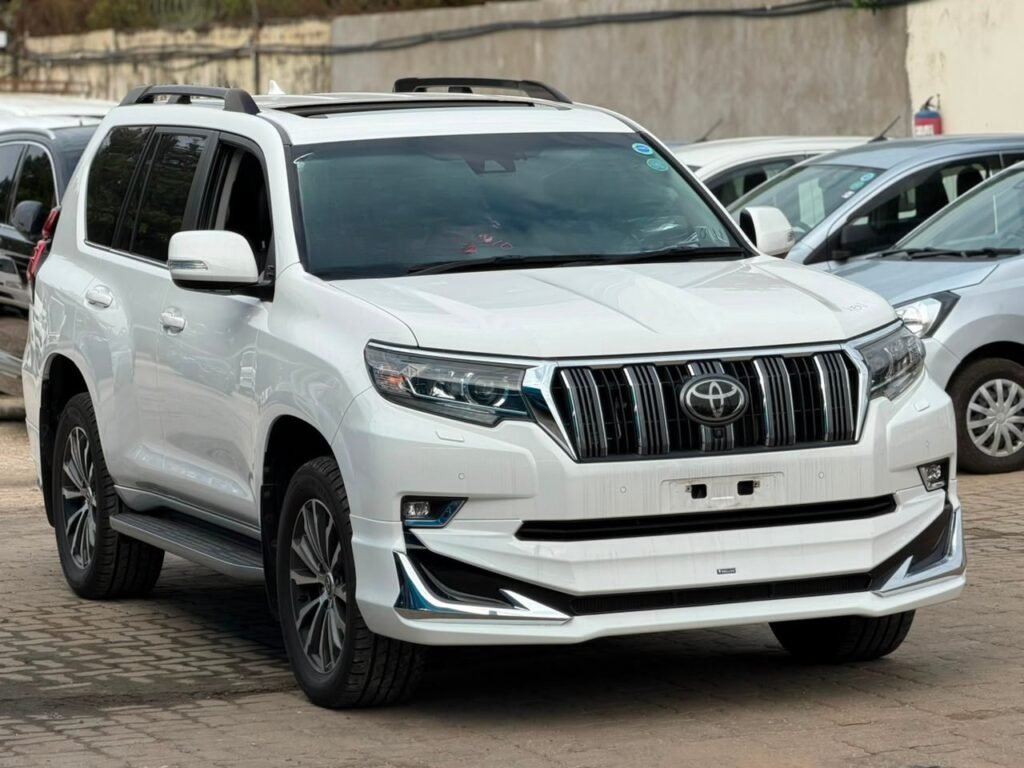 TOYOTA PRADO