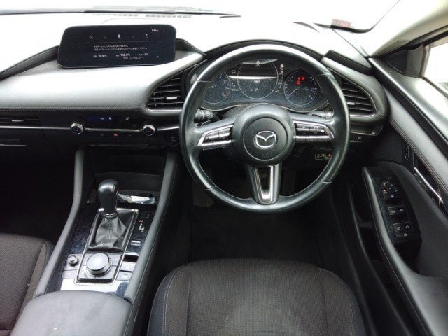 
								MAZDA 3 full									