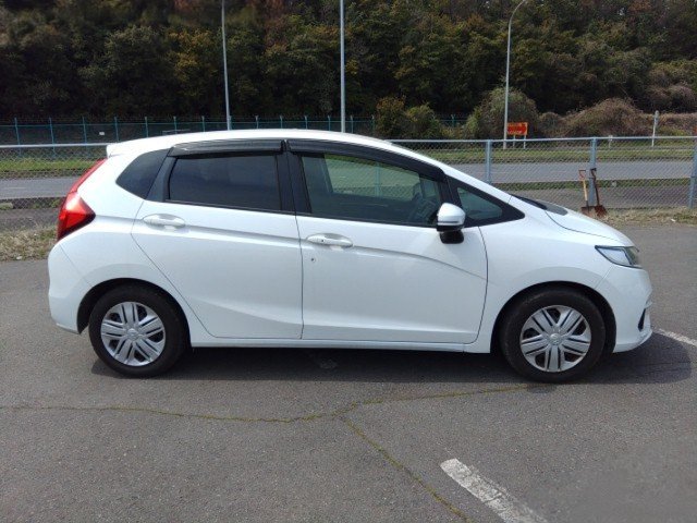 
								HONDA FIT full									