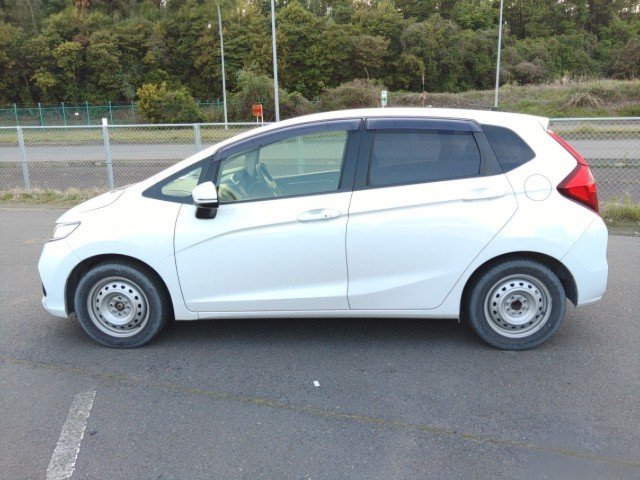 
								HONDA FIT full									