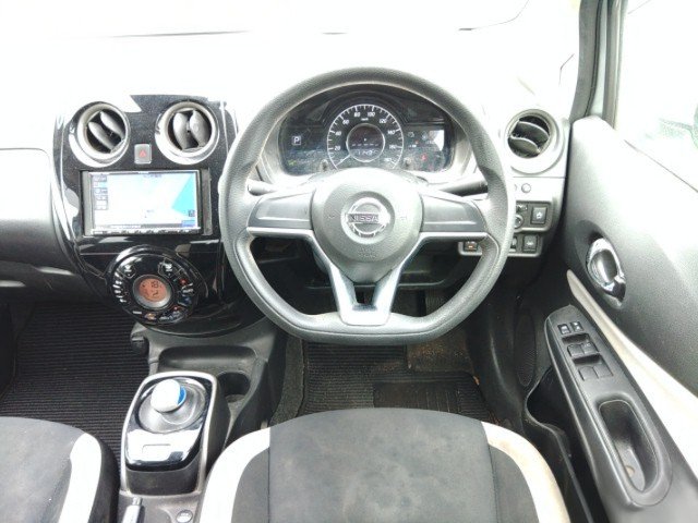 
								NISSAN NOTE full									