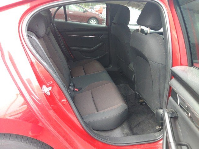 
								MAZDA 3 full									