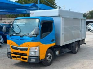 MITSUBISHI CANTER