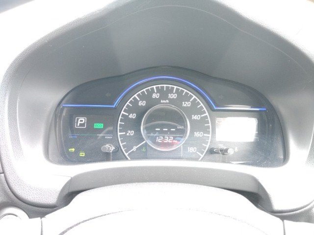 
								NISSAN NOTE full									