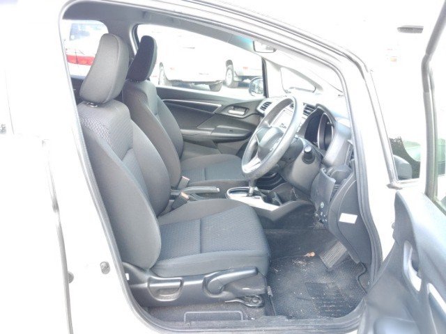 
								HONDA FIT full									