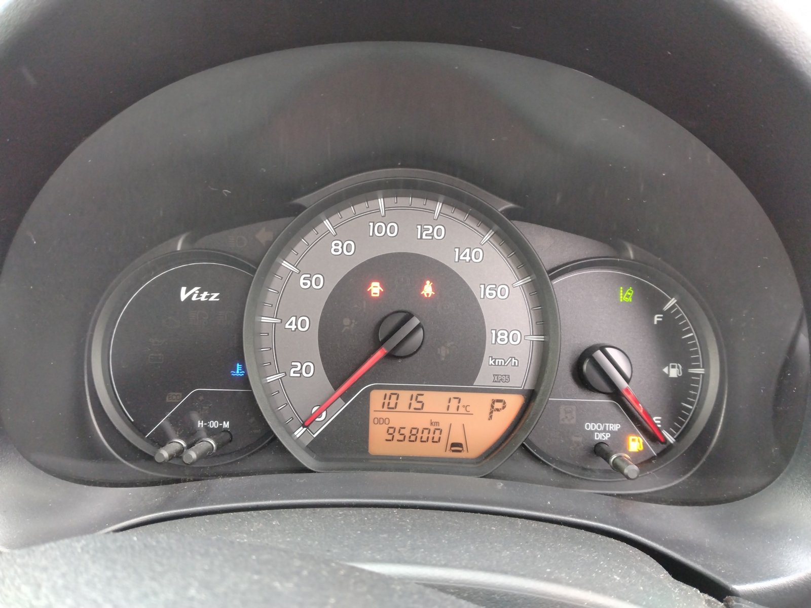 
								TOYOTA VITZ full									
