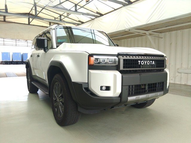 
								TOYOTA LAND-CRUISER full									