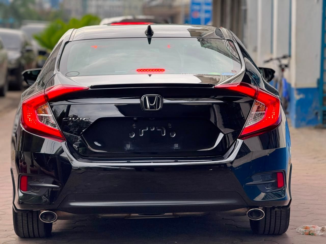 
								HONDA CIVIC full									