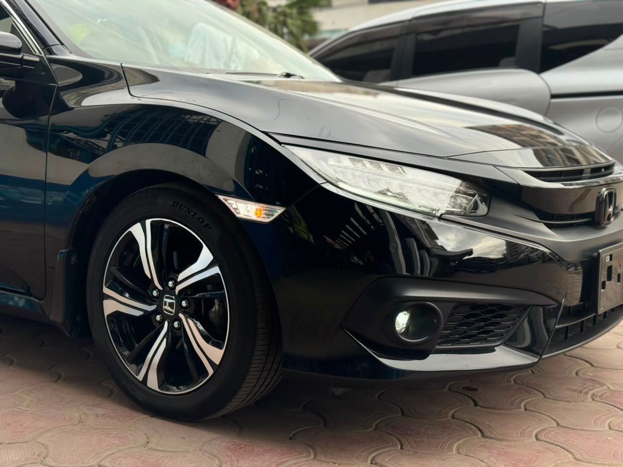 
								HONDA CIVIC full									