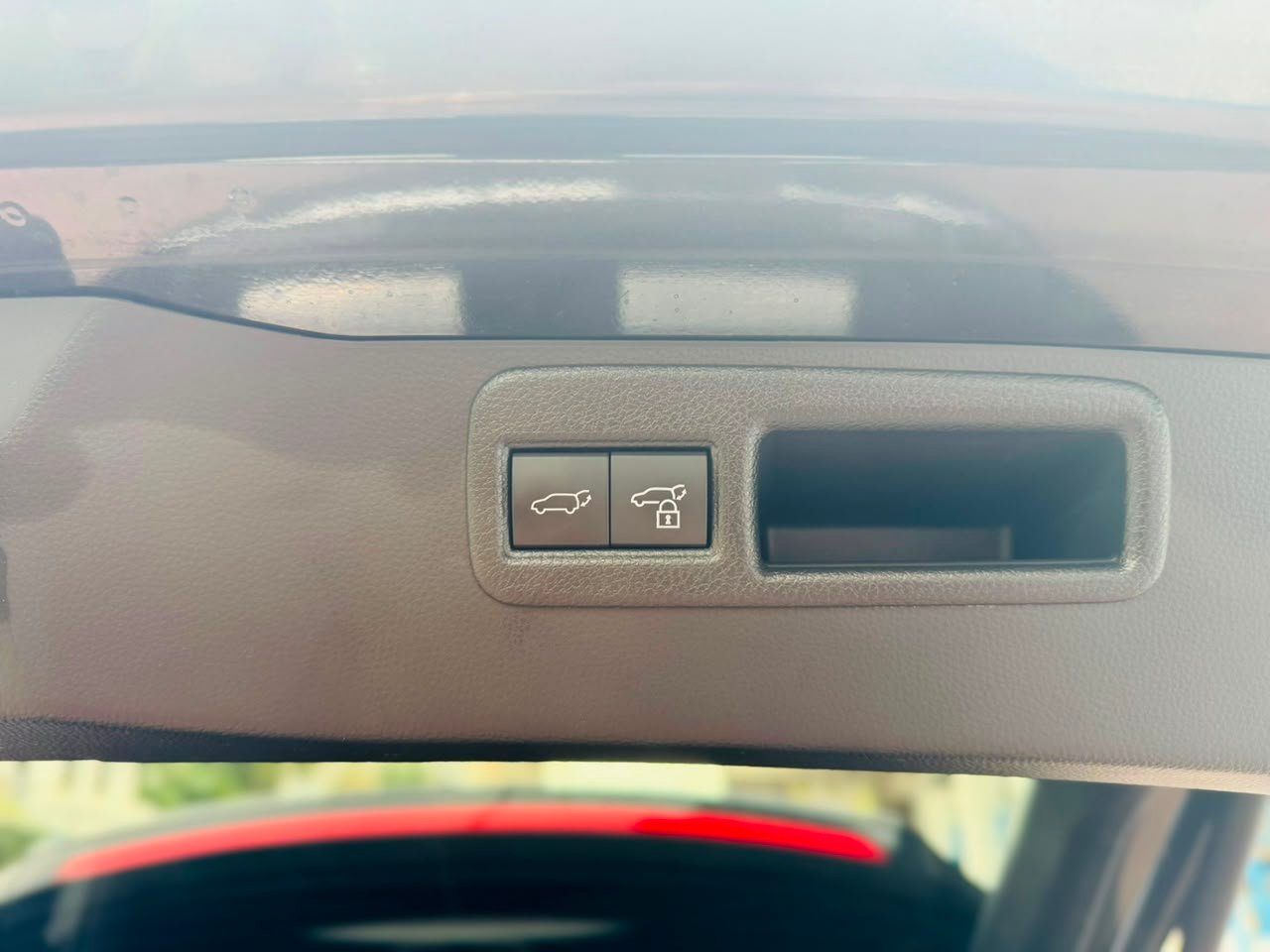 
								TOYOTA HARRIER full									