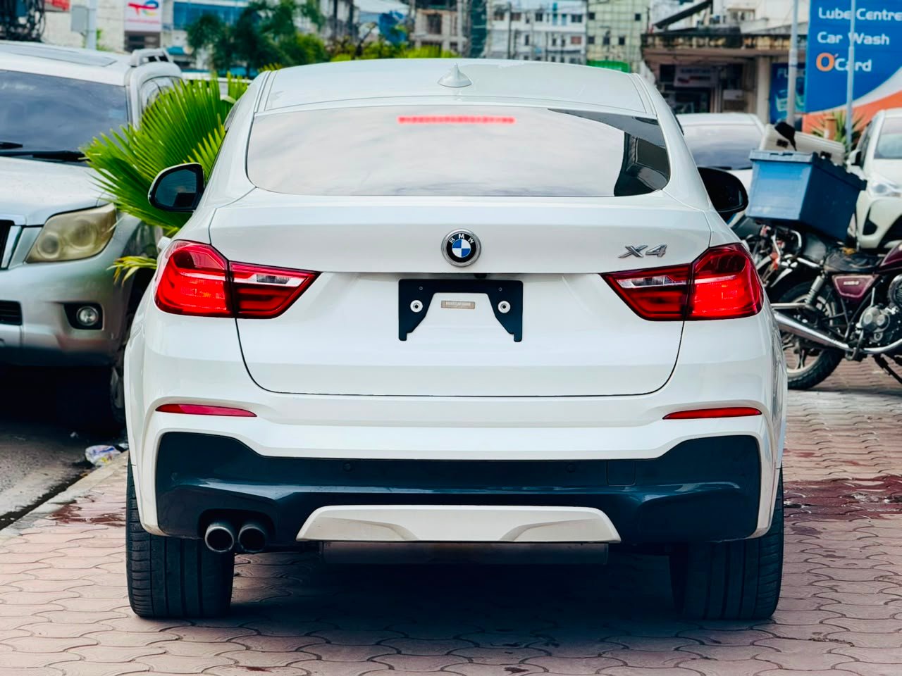 
								BMW X4 full									
