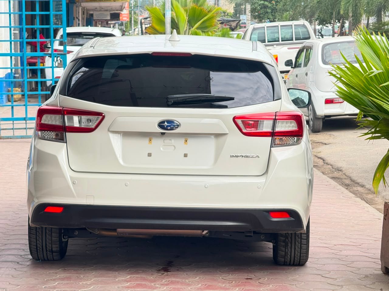 
								SUBARU IMPREZA full									