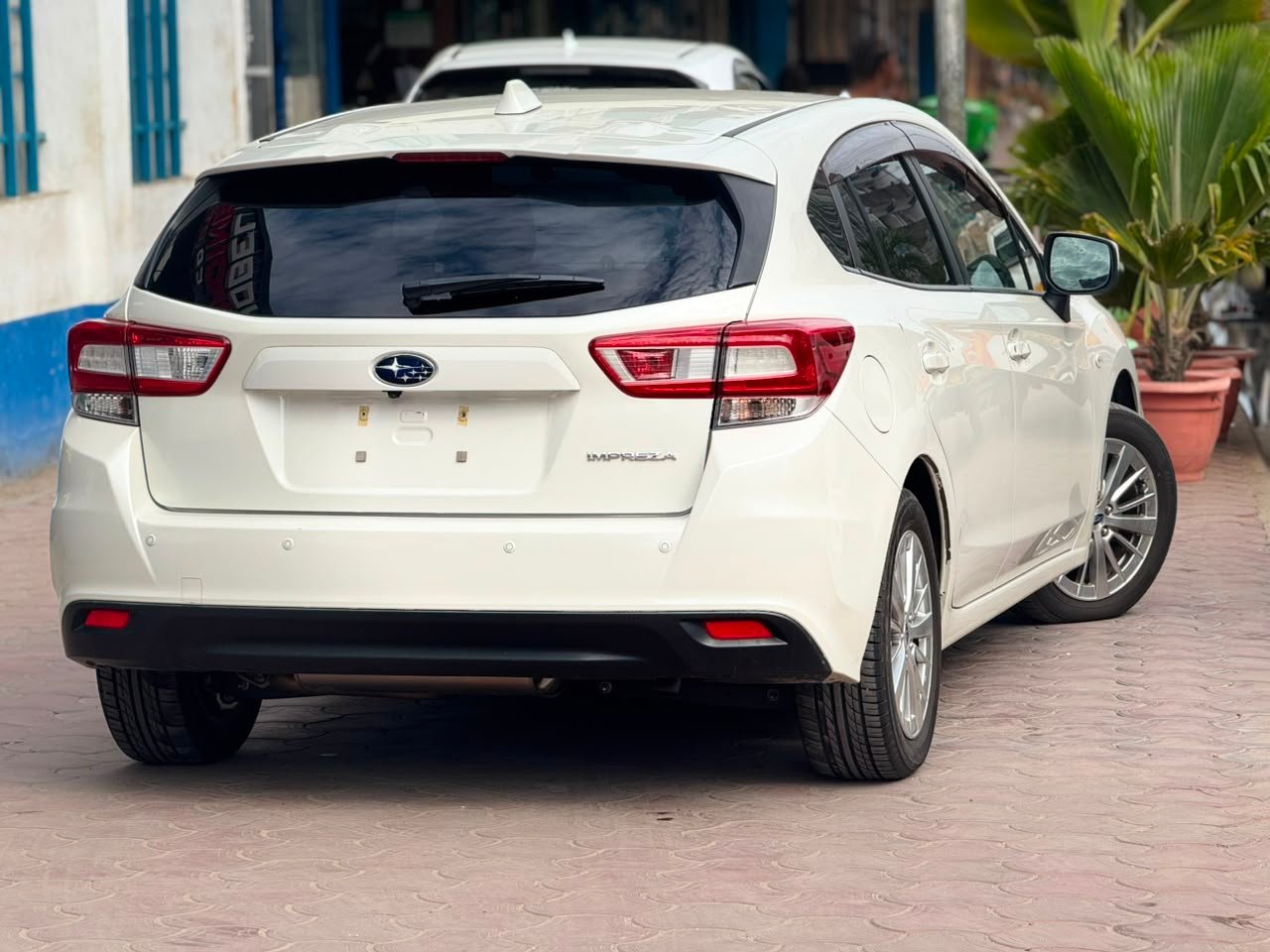
								SUBARU IMPREZA full									