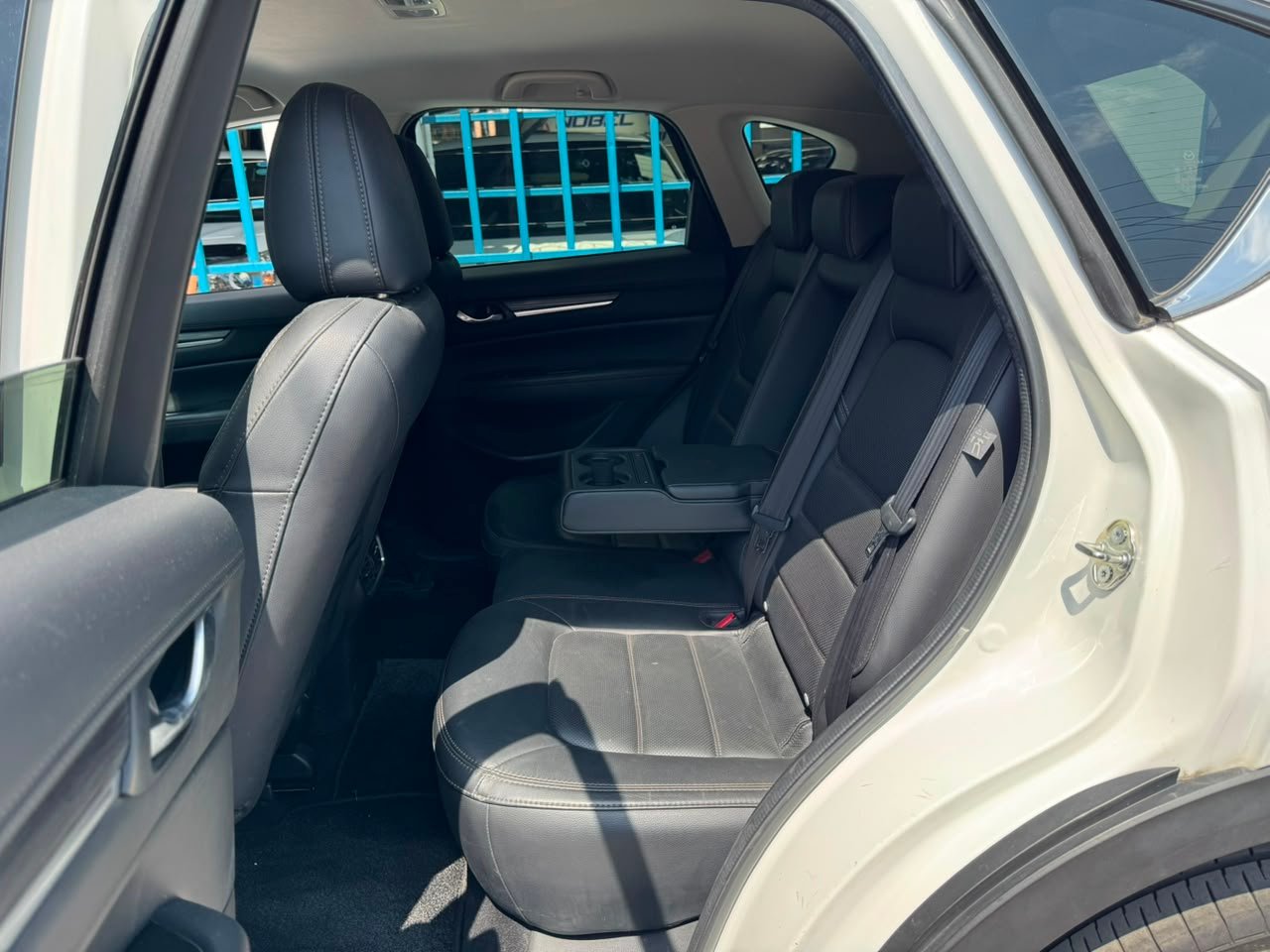 
								MAZDA CX-5 full									