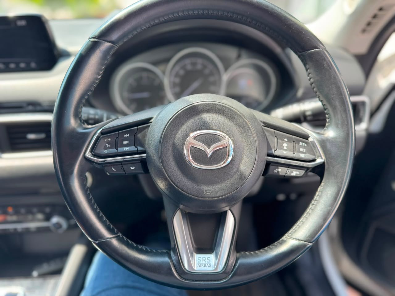 
								MAZDA CX-5 full									