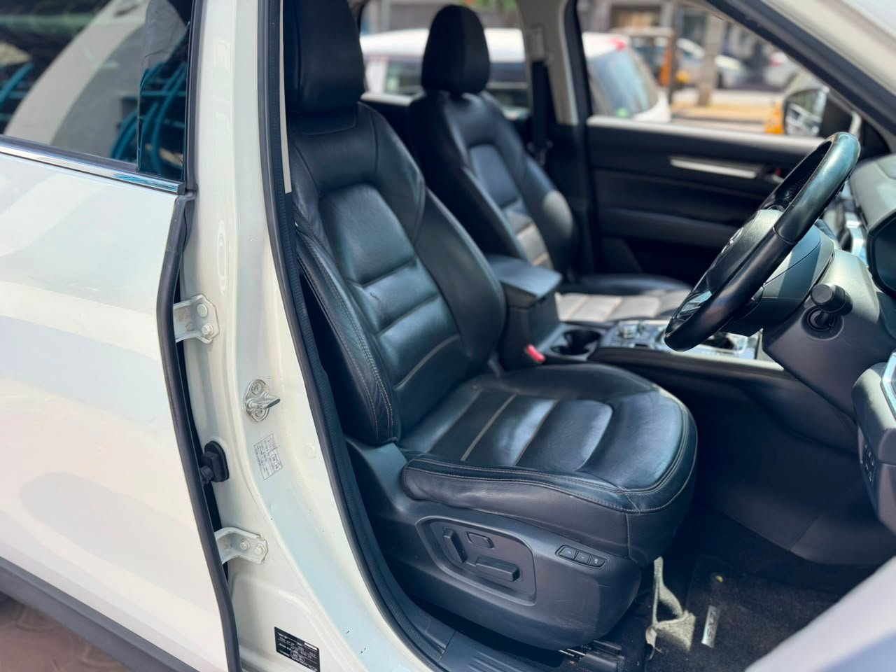 
								MAZDA CX-5 full									