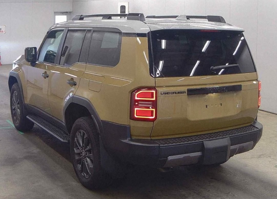 
								TOYOTA LAND-CRUISER full									