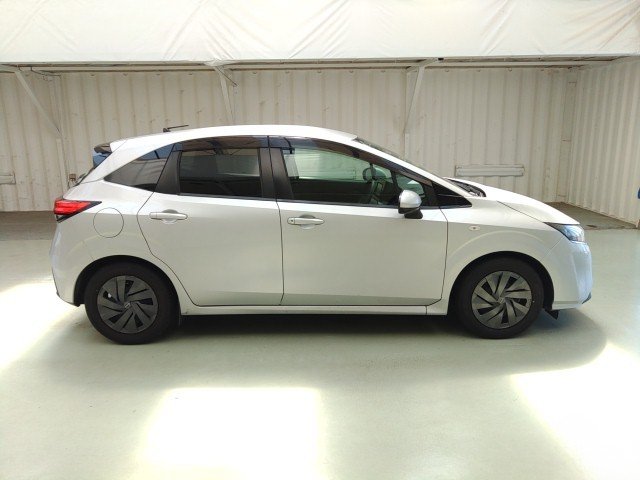 
								NISSAN NOTE full									