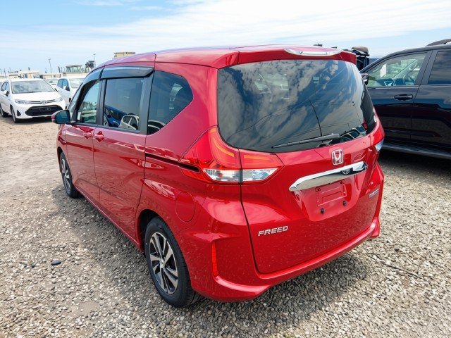 
								HONDA FREED full									