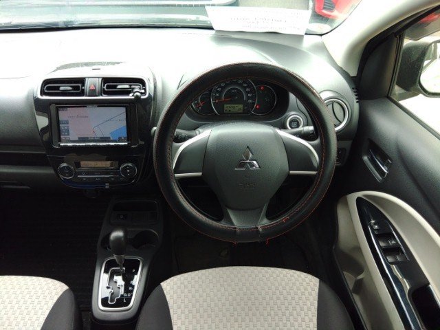 
								Mitsubishi Mirage full									