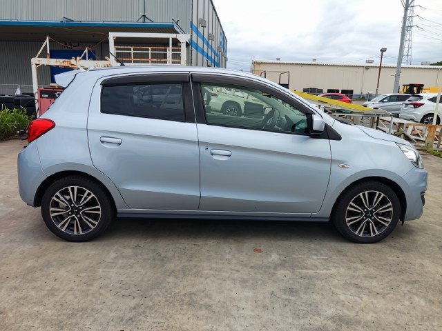 
								Mitsubishi Mirage full									