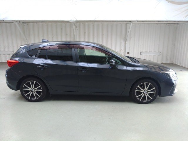 
								SUBARU IMPREZA full									
