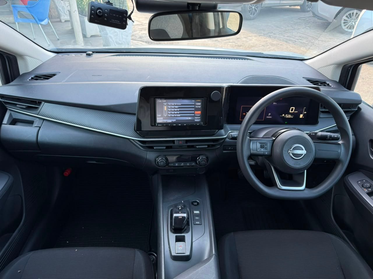 
								NISSAN NOTE full									